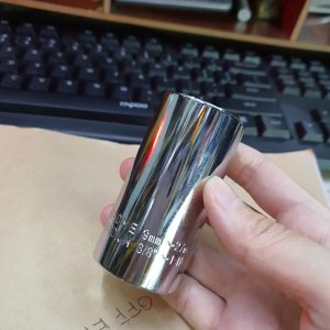 Aiko Universal Socket 1/2" and 3/8" SQ