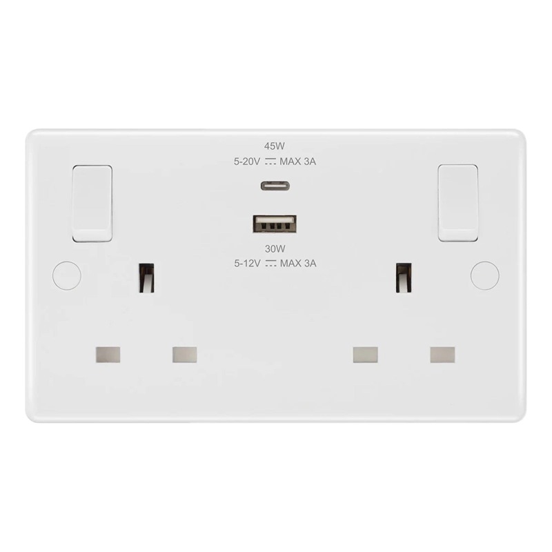 BG 13A DOUBLE SOCKET WITH 45W USB 1C1A 822UAC45