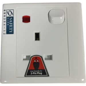 CK 1 GANG SWITCHED SOCKET W/NEON CK2399N