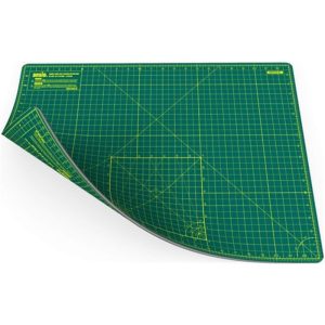 CUTTING MAT