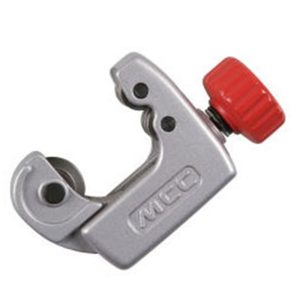 MCC TUBING CUTTER WITH BEARING ROLLER