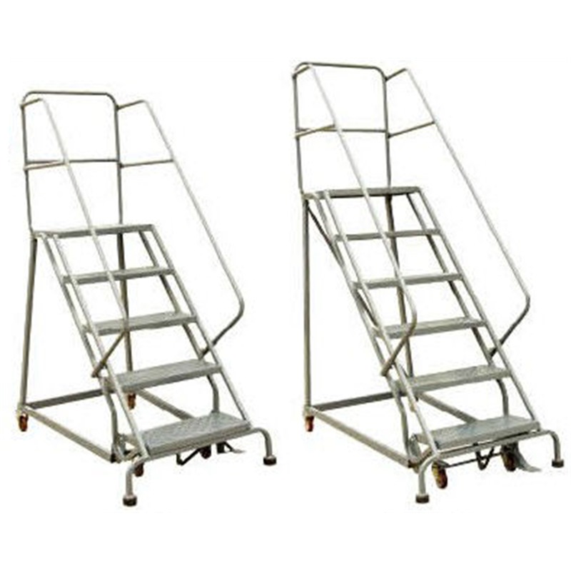 STOCKY PLATFORM LADDER WITH WHEEL (ROLLING LADDER)